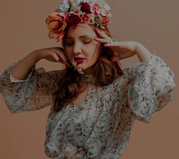 What are the best tips for wearing a sheer blouse to work?